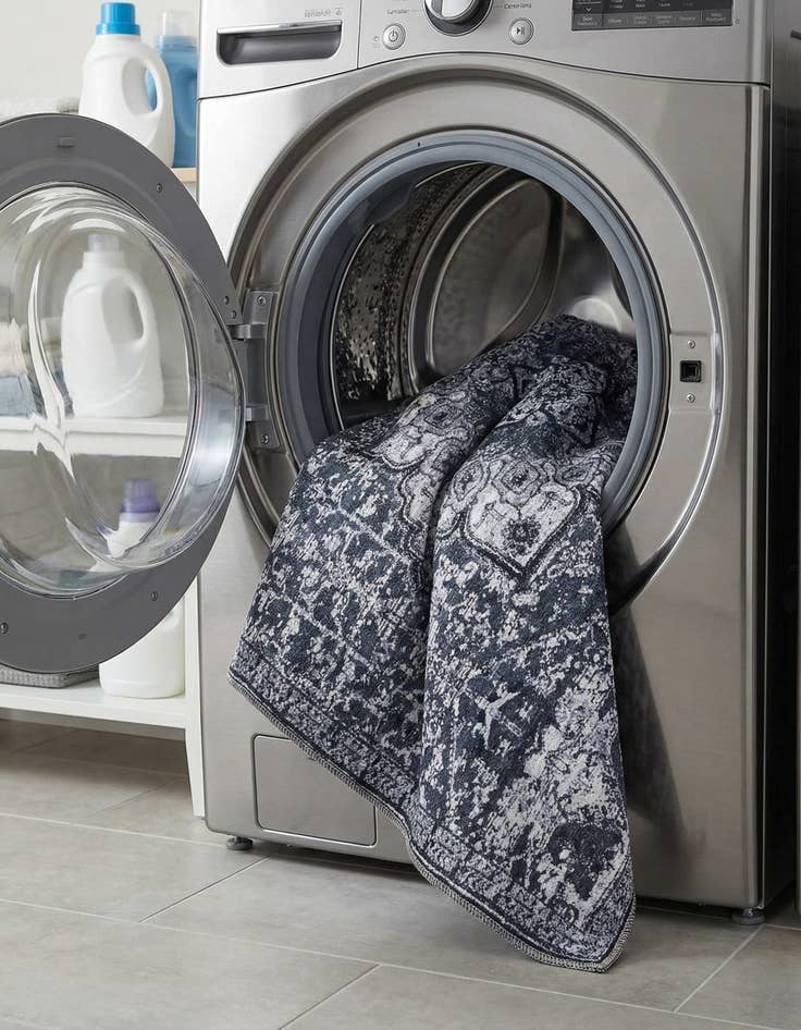 Detail image of 5' 3 x 5' 3  Washable Renaissance Square Rug