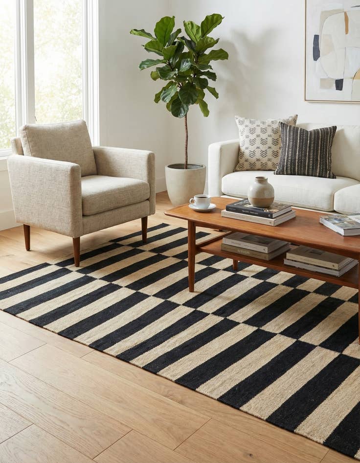 Detail image of 3' 5 x 4' 10  Hand Woven Kilim Modern Wool Rug