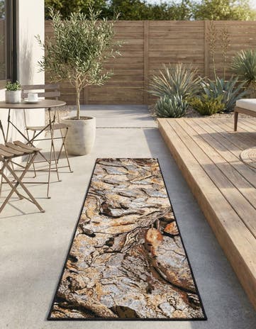 2' x 8' Easy-Clean Modern Indoor / Outdoor Runner Rug
