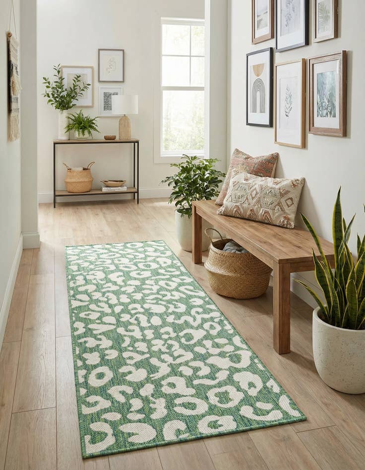 Detail image of 2' x 5' 3 Easy-Clean Safari Indoor / Outdoor Runner Rug