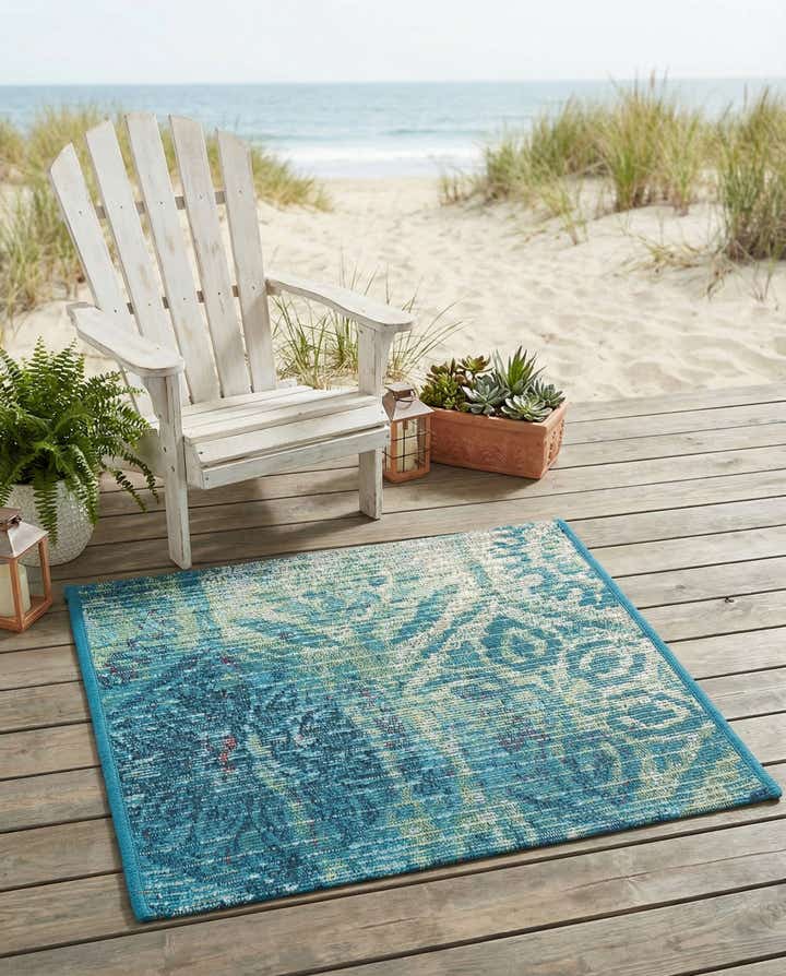 1' 4 x 1' 4 Easy-Clean Coastal Indoor / Outdoor Sample Rug