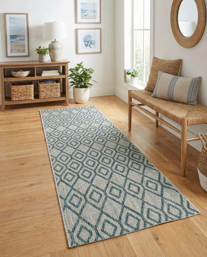2' x 8' Easy-Clean Jill Zarin Turks and Caicos Indoor / Outdoor Runner Rug