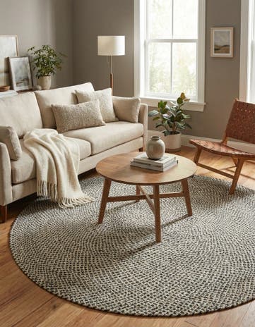 6' 1 x 6' 1 Handmade Tweed Braided Jute Round Rug