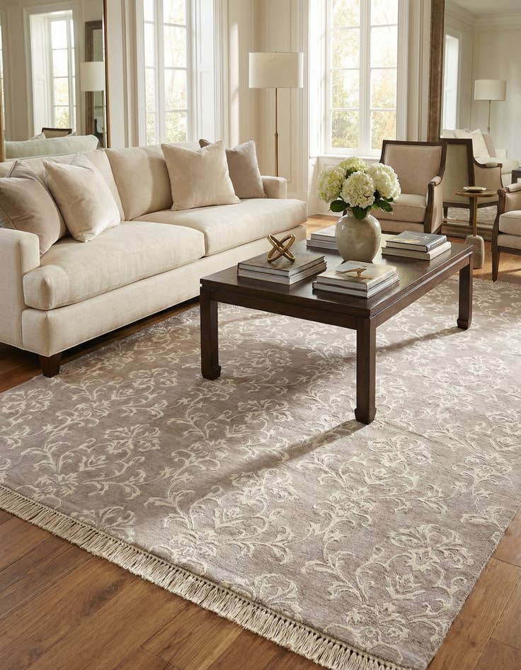 Detail image of 6' 2 x 9' 5  Hand Knotted Darya Wool Rug