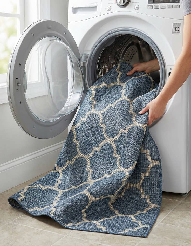 Detail image of 6' x 6'  Washable Trellis Indoor / Outdoor Square Rug