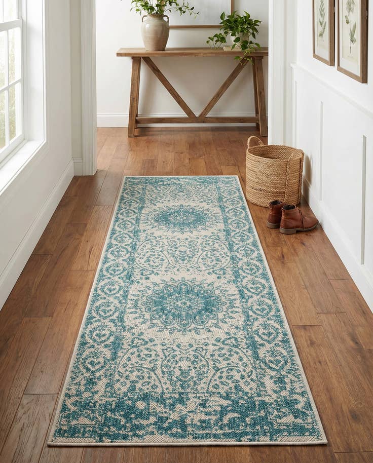 Detail image of 2' x 6' Easy-Clean Traditional Indoor / Outdoor Runner Rug