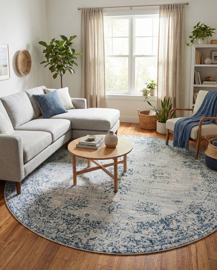 Detail image of 13' x 13' Monte Carlo Round Rug