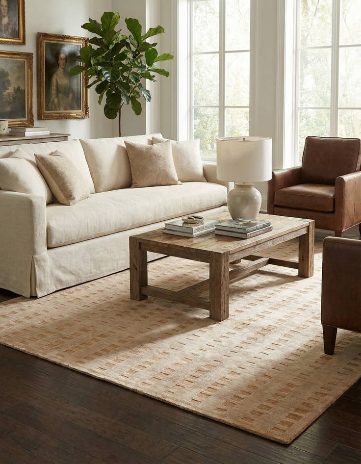 Detail image of  6' 5 x 9' 8  Hand Knotted Darya Wool Rug