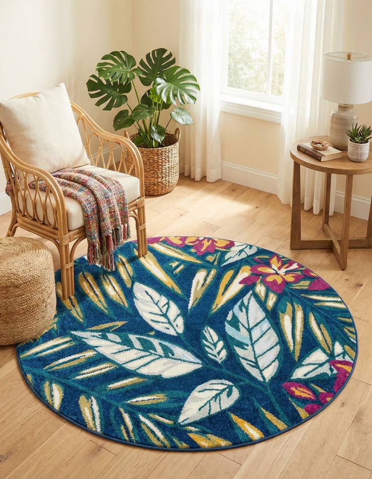 Detail image of 5' 3 x 5' 3 Bloom Round Rug