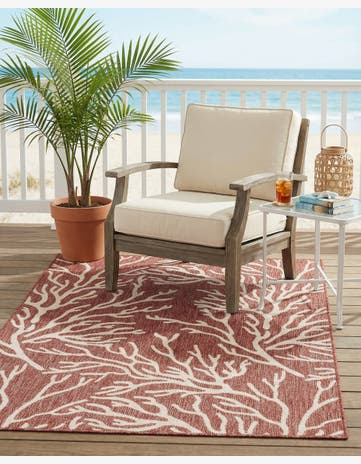 4' x 6' Easy-Clean Coastal Indoor / Outdoor Rug
