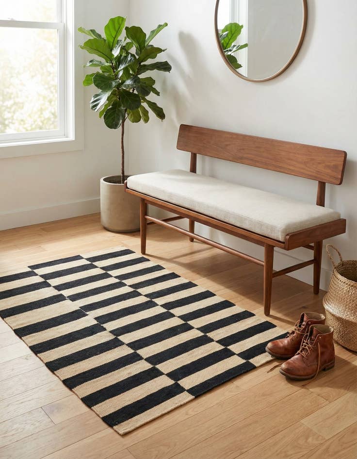 Detail image of 2' 8 x 3' 10  Hand Woven Kilim Modern Wool Rug