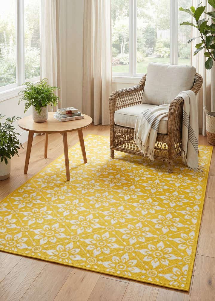 5' x 8' Easy-Clean Trellis Indoor / Outdoor Rug