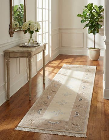 2' 9 x 9' 9 Hand Knotted Darya Wool Runner Rug