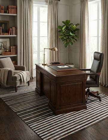 5' 1 x 7' 10 Cowhide Leather Rug