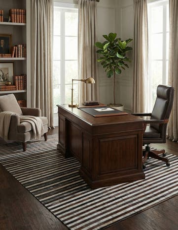 5' 1 x 7' 10 Cowhide Leather Rug