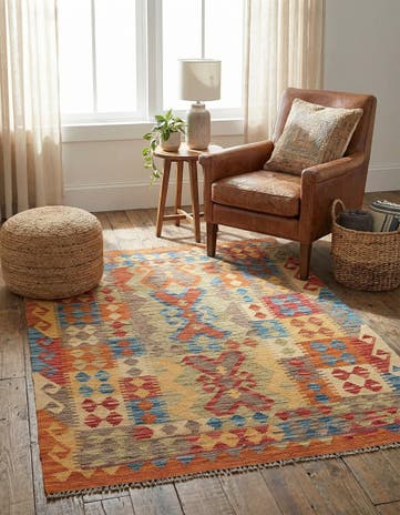 3' 3 x 4' 10 Hand Woven Kilim Maymana Wool Rug