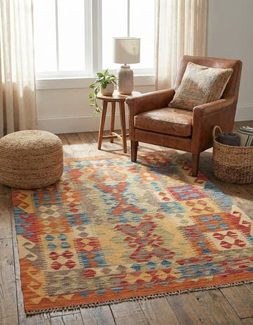 3' 3 x 4' 10 Hand Woven Kilim Maymana Wool Rug