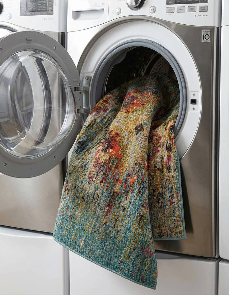 Detail image of 6' x 6'  Washable Arte Square Rug