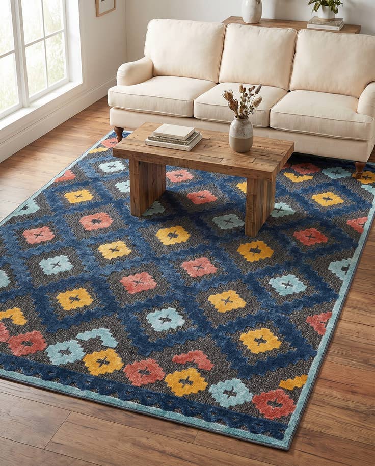 Detail image of 7' x 10' Easy-Clean Belize Indoor / Outdoor Rug