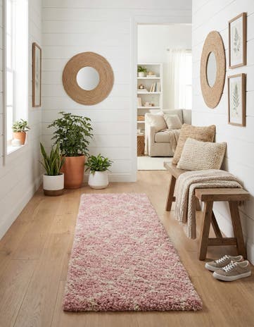 2' x 5' Lattice Shag Runner Rug