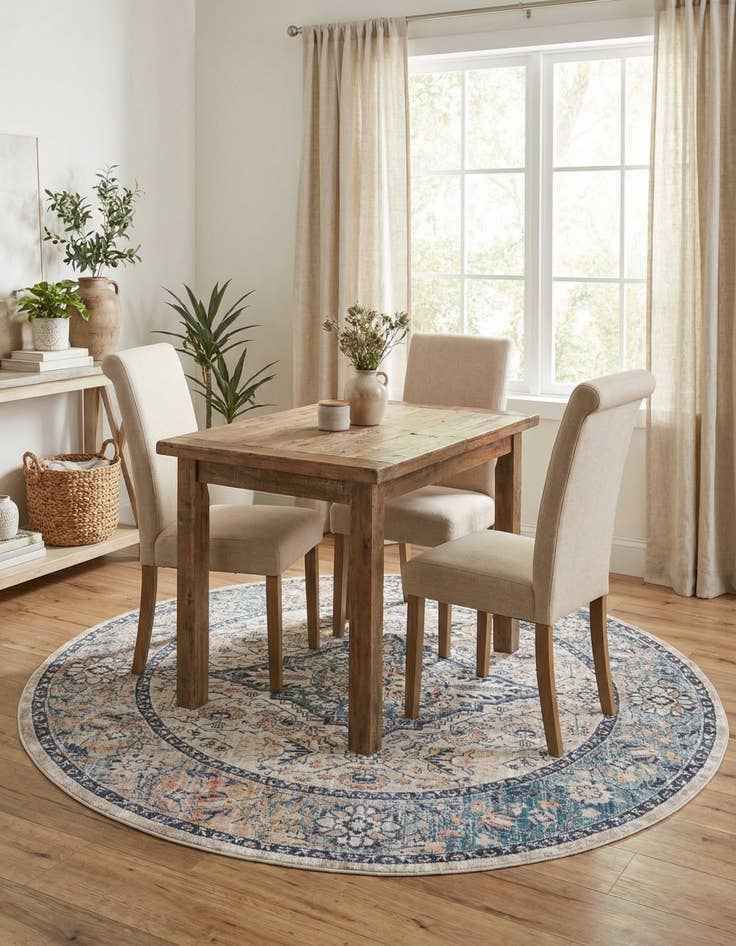 Detail image of 7' x 7' Lola Round Rug