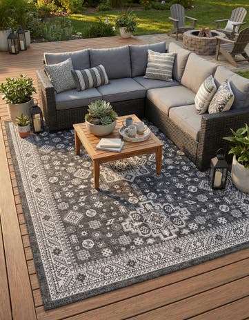10' x 13' Easy-Clean Aztec Indoor / Outdoor Rug