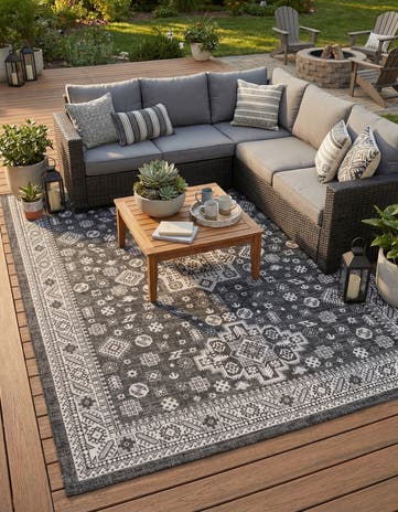 10' x 13' Easy-Clean Aztec Indoor / Outdoor Rug