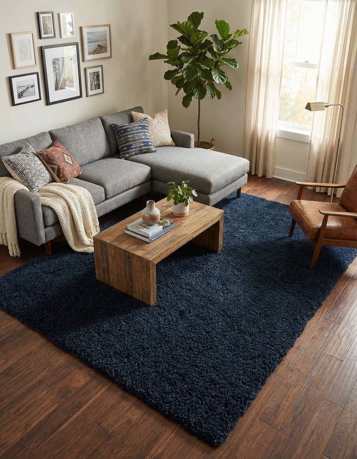 Detail image of 7' 10 x 10' Solid Shag Rug