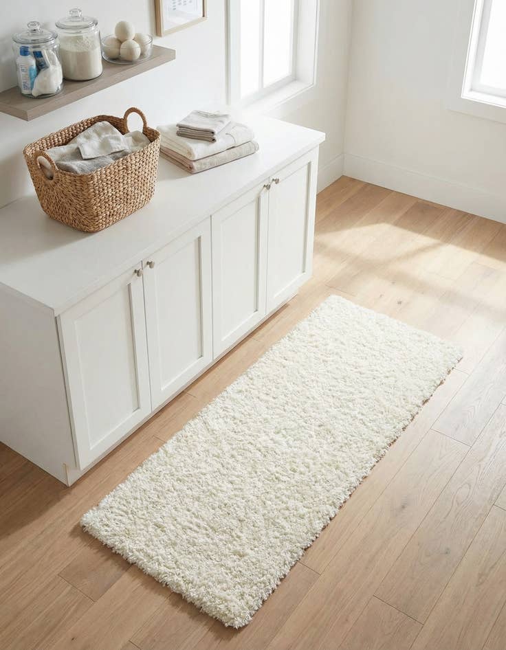 Detail image of 2' x 4' Solid Shag Runner Rug