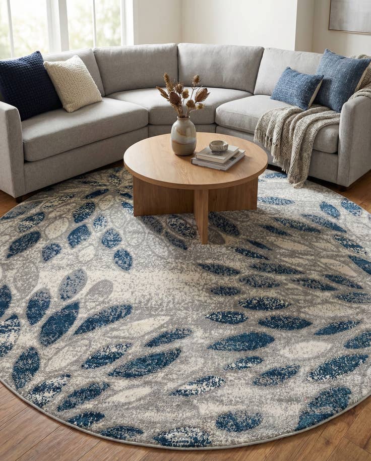 Detail image of 8' x 8' Charleston Round Rug