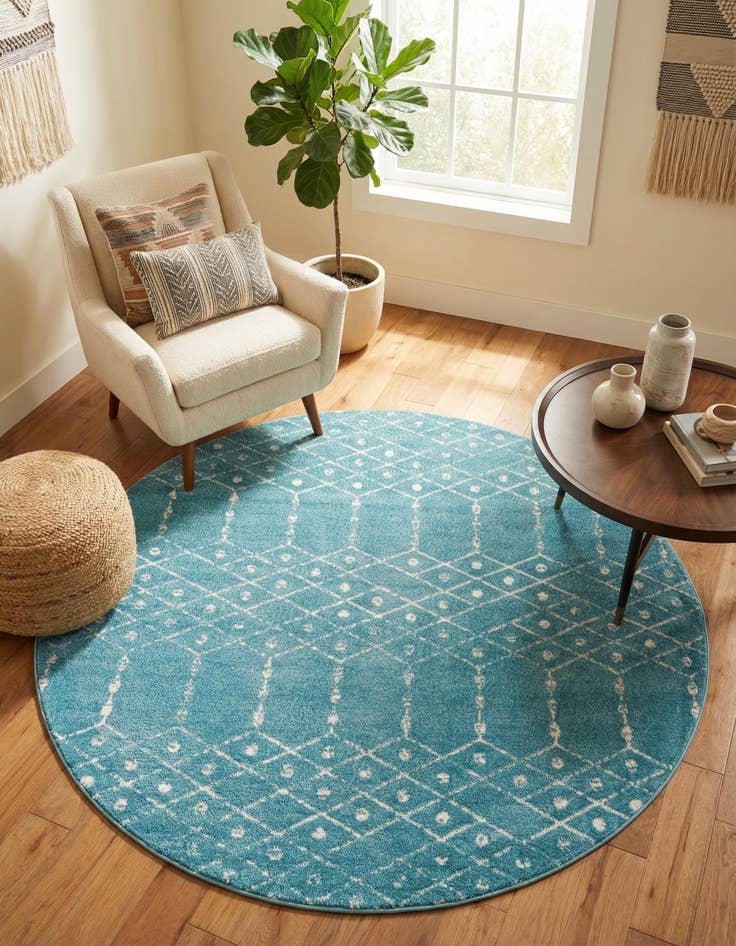 Detail image of 7' 10 x 7' 10 Paxon Trellis Round Rug