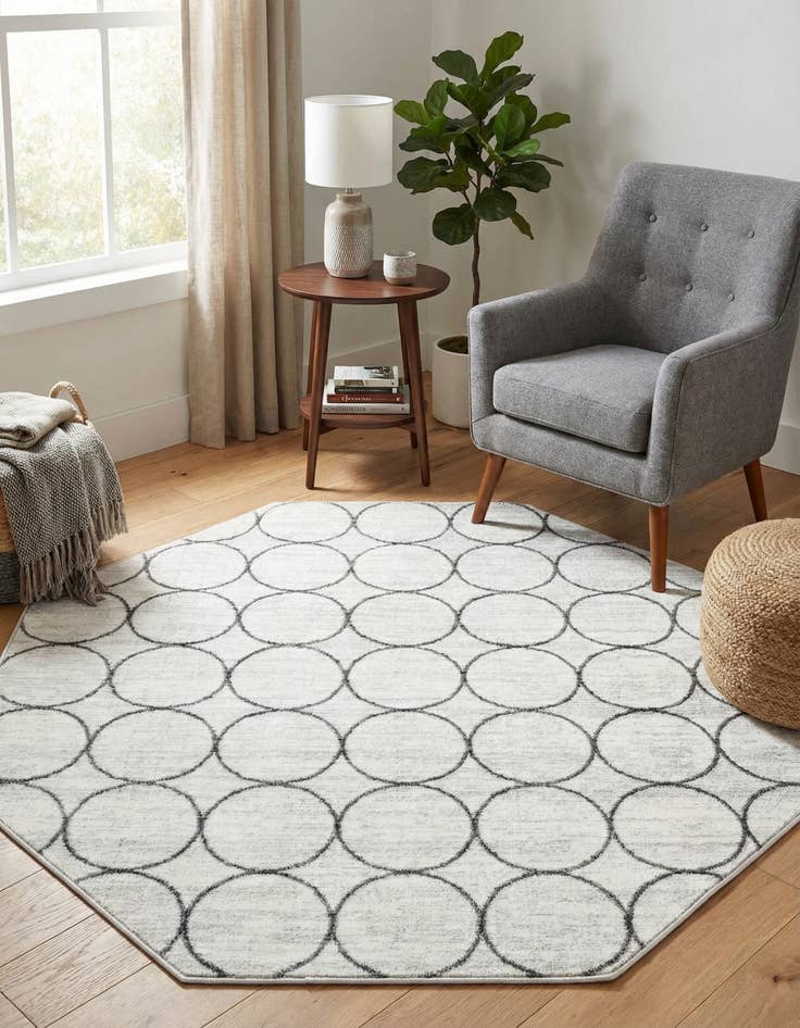 Detail image of  5' 3 x 5' 3 Lattice Trellis Octagon Rug