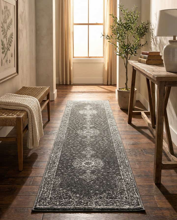 2' x 8' 8 Bexley Runner Rug