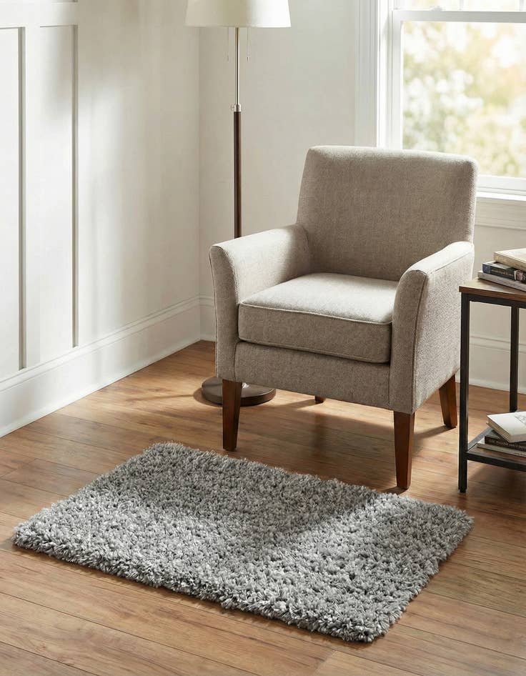 Detail image of 2' x 3' Zermatt Shag Rug