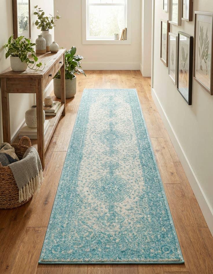Detail image of 2' 7 x 10' Bexley Runner Rug