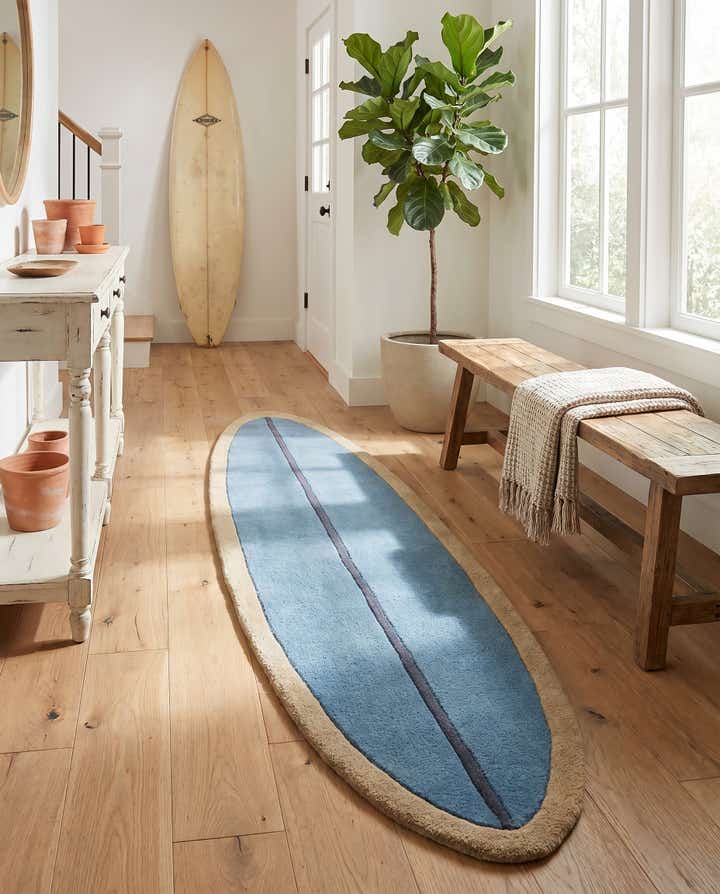 2' x 9' Hand Tufted Wool Runner Rug