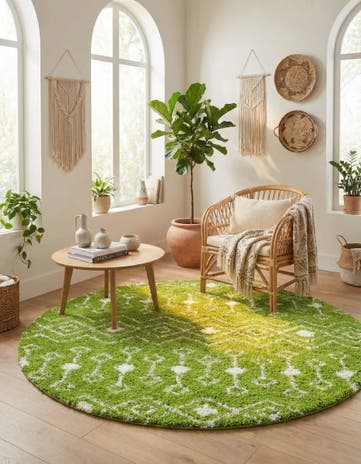 7' 10 x 7' 10 Moroccan Trellis Shag Round Rug
