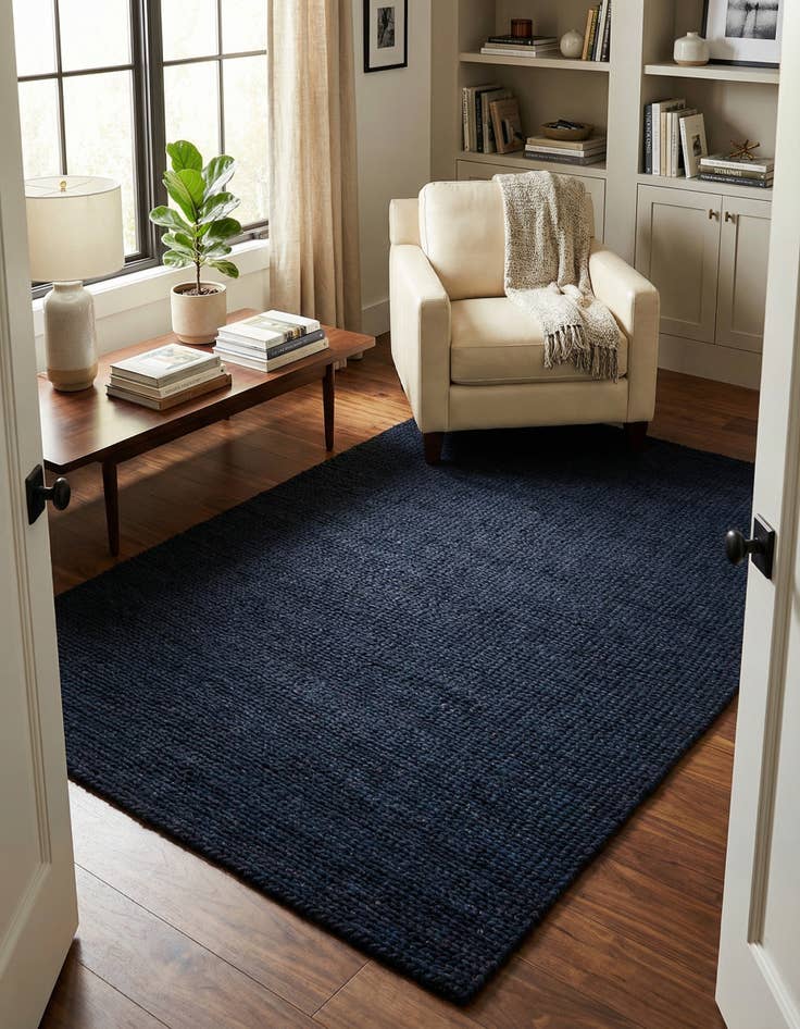 Detail image of 6' 1 x 9' Hand Woven Lana New Zealand Wool Rug