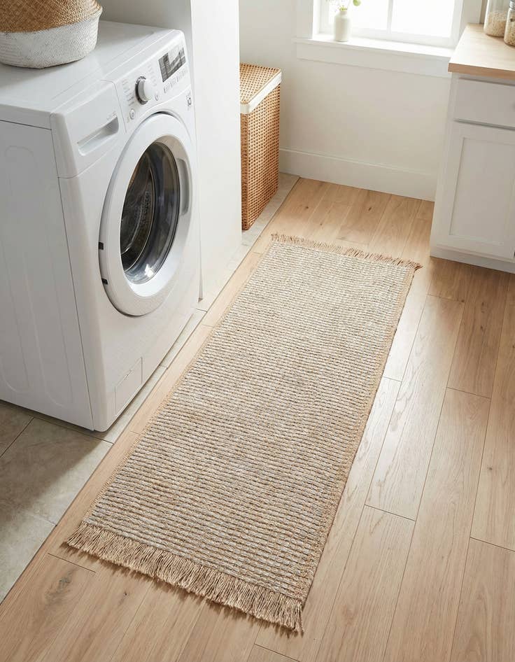 Detail image of 2' x 4' 1 Cottage Farm Runner Rug