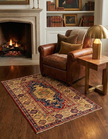 2' 8 x 4' Hand Knotted Kazak Oriental Rug