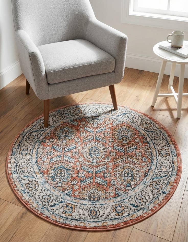 Detail image of 3' 3 x 3' 3 Nyla Round Rug