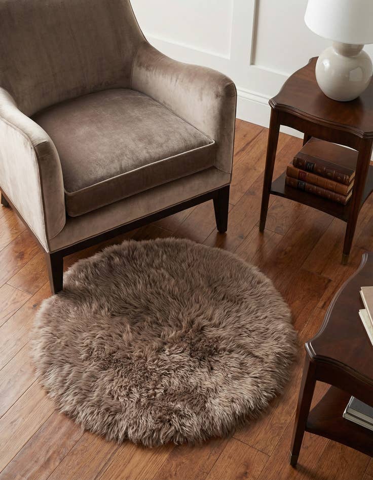 Detail image of 3' x 3' Sheepskin Round Rug
