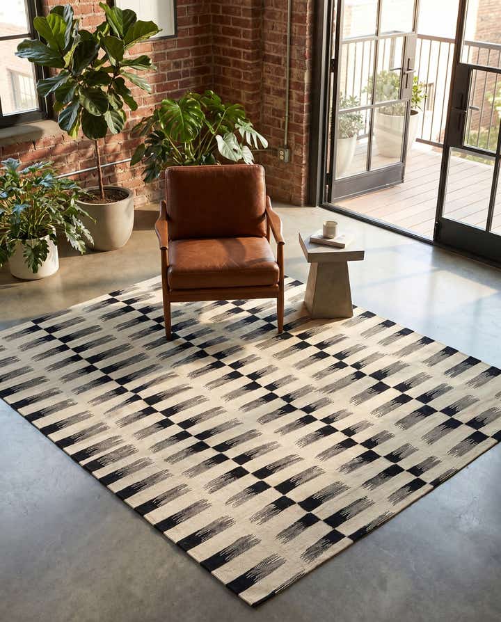 6' x 7' Hand Woven Kilim Modern Wool Square Rug