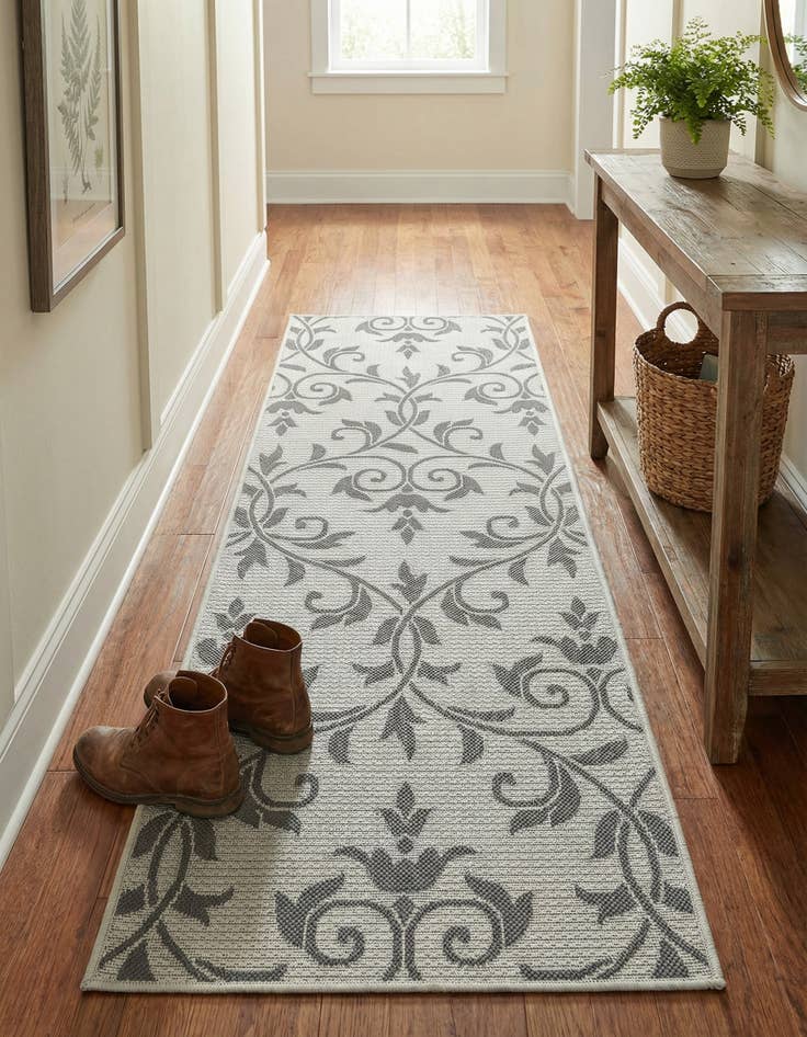 Detail image of 2' 2 x 6' Easy-Clean Botanical Indoor / Outdoor Runner Rug