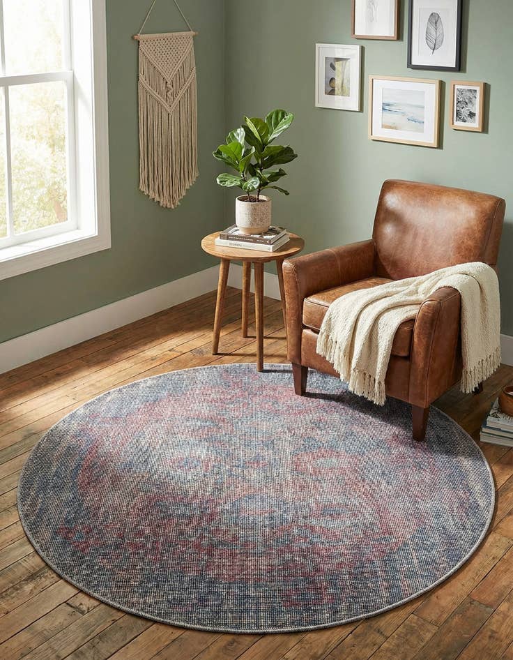 Detail image of 4' x 4' Washable Sisu Round Rug