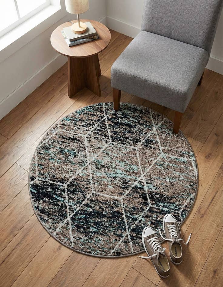 Detail image of 3' x 3' Trellis Frieze Round Rug