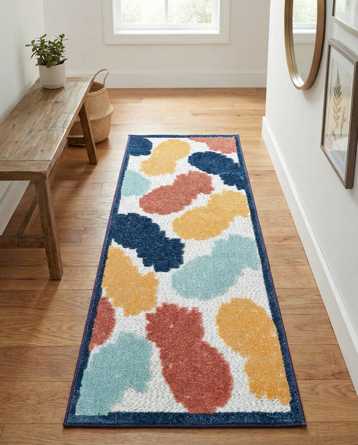 Detail image of 2' x 6' Easy-Clean Belize Indoor / Outdoor Runner Rug