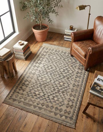 3' 6 x 5' 2 Hand Woven Kilim Maymana Wool Rug