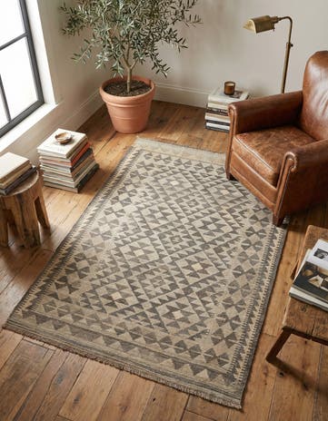 3' 6 x 5' 2 Hand Woven Kilim Maymana Wool Rug