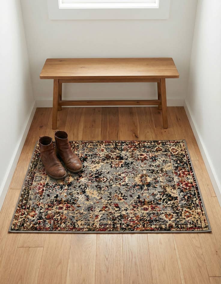 Detail image of 2' x 3' Saturn Rug